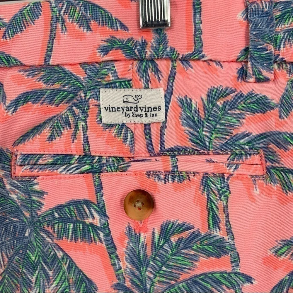 Vineyard Vines Breaker Pink Miami Shorts Palm Trees Size  35 Mens